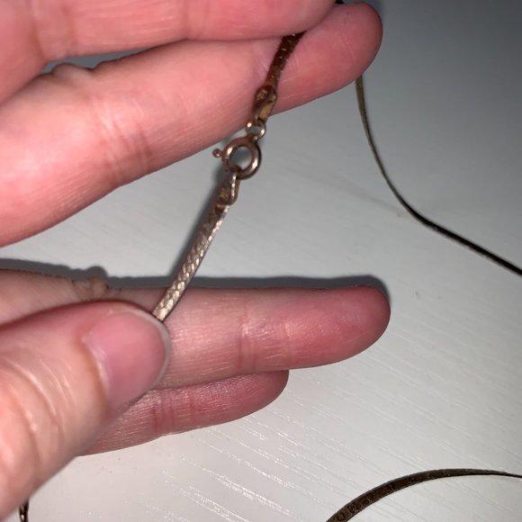 16" #1 Mom Sterling Silver Herringbone Necklace - Picture 8 of 10